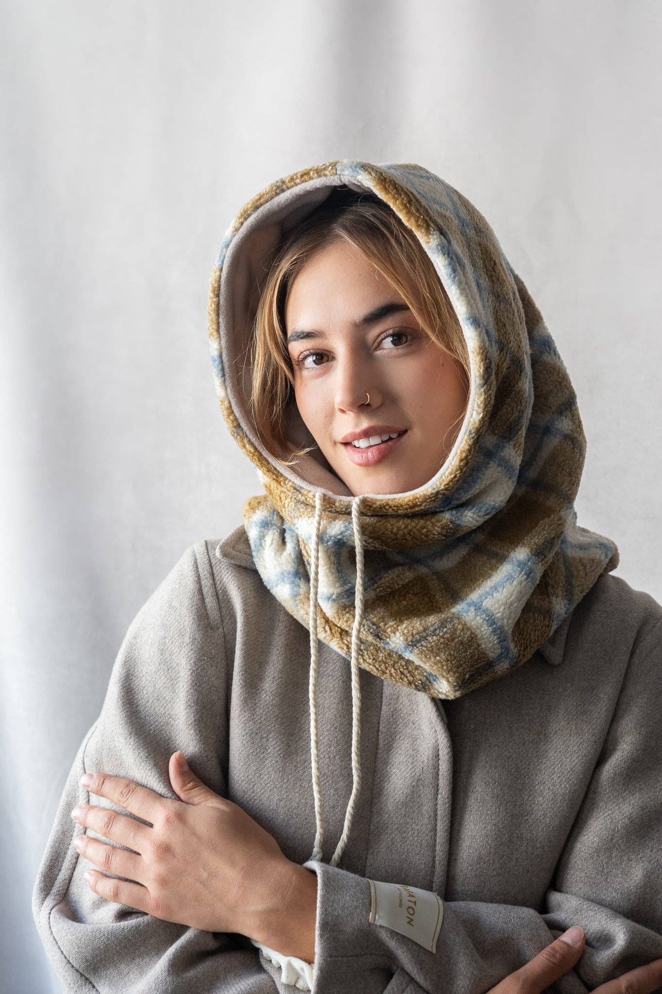 Hood Neck Warmer: Checkered Cream