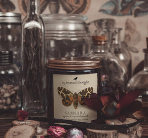 A Pleasant Thought - SAṂSĀRA | SPICED SANDALWOOD | JAR CANDLE: Wood