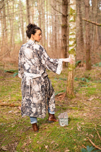 Market of Stars - The Looking Glass Bamboo Duster Kimono Robe