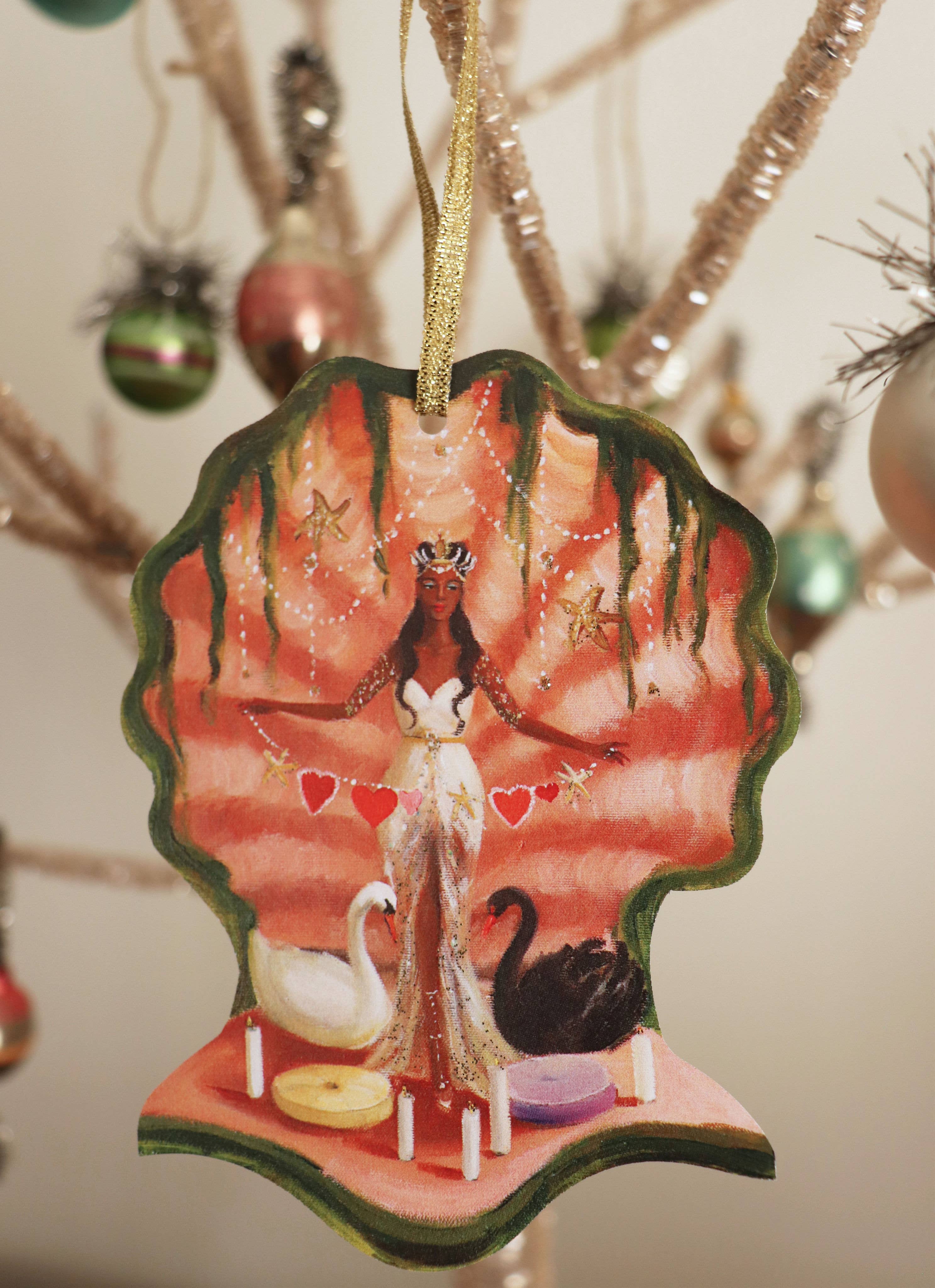 Valentine Venus Paper Ornament/ Gift Tag/ Die Cut Decoration