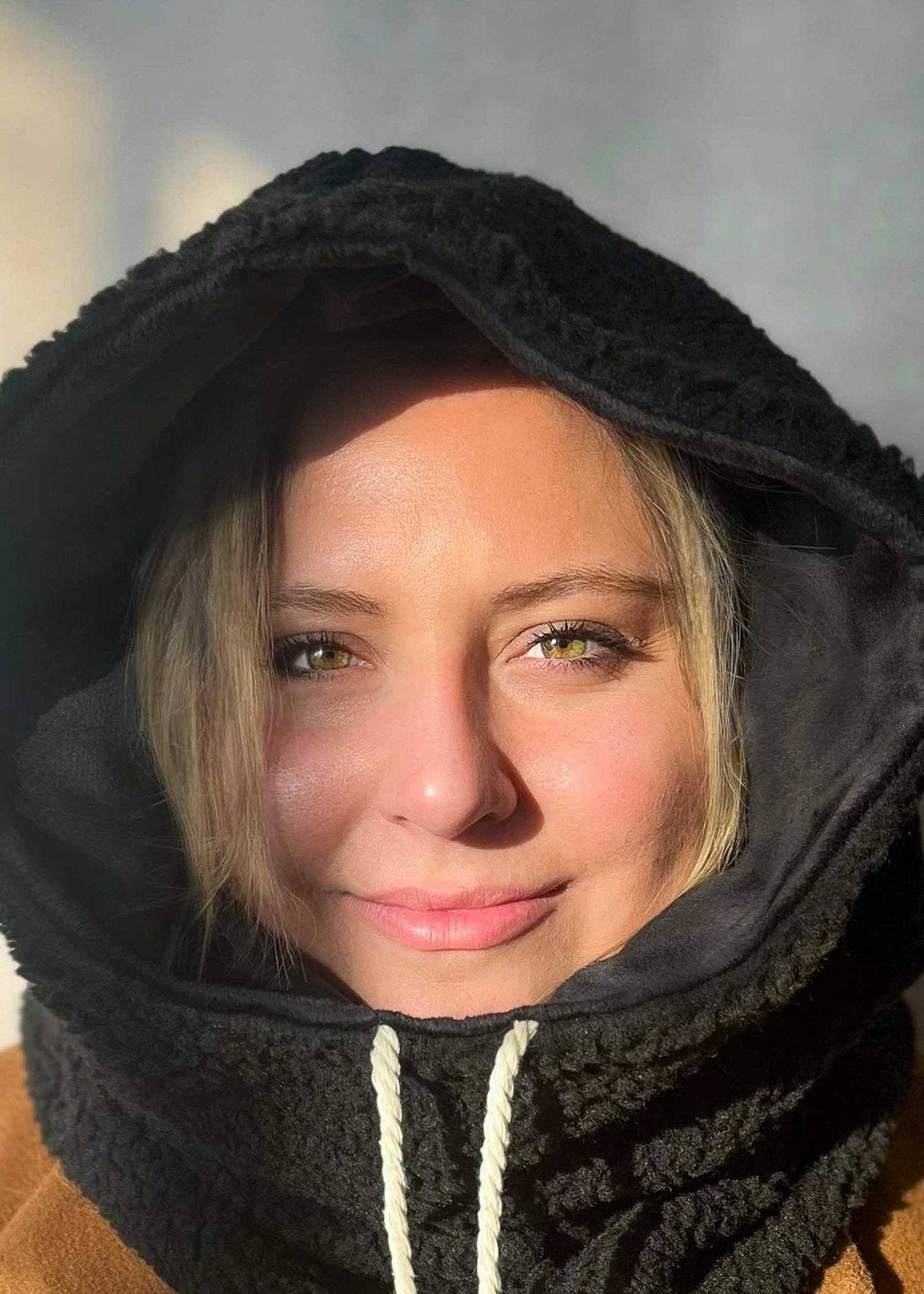 Sherpa / Velvet Hood