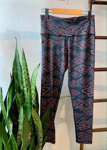 Black Clouds Batik Leggings