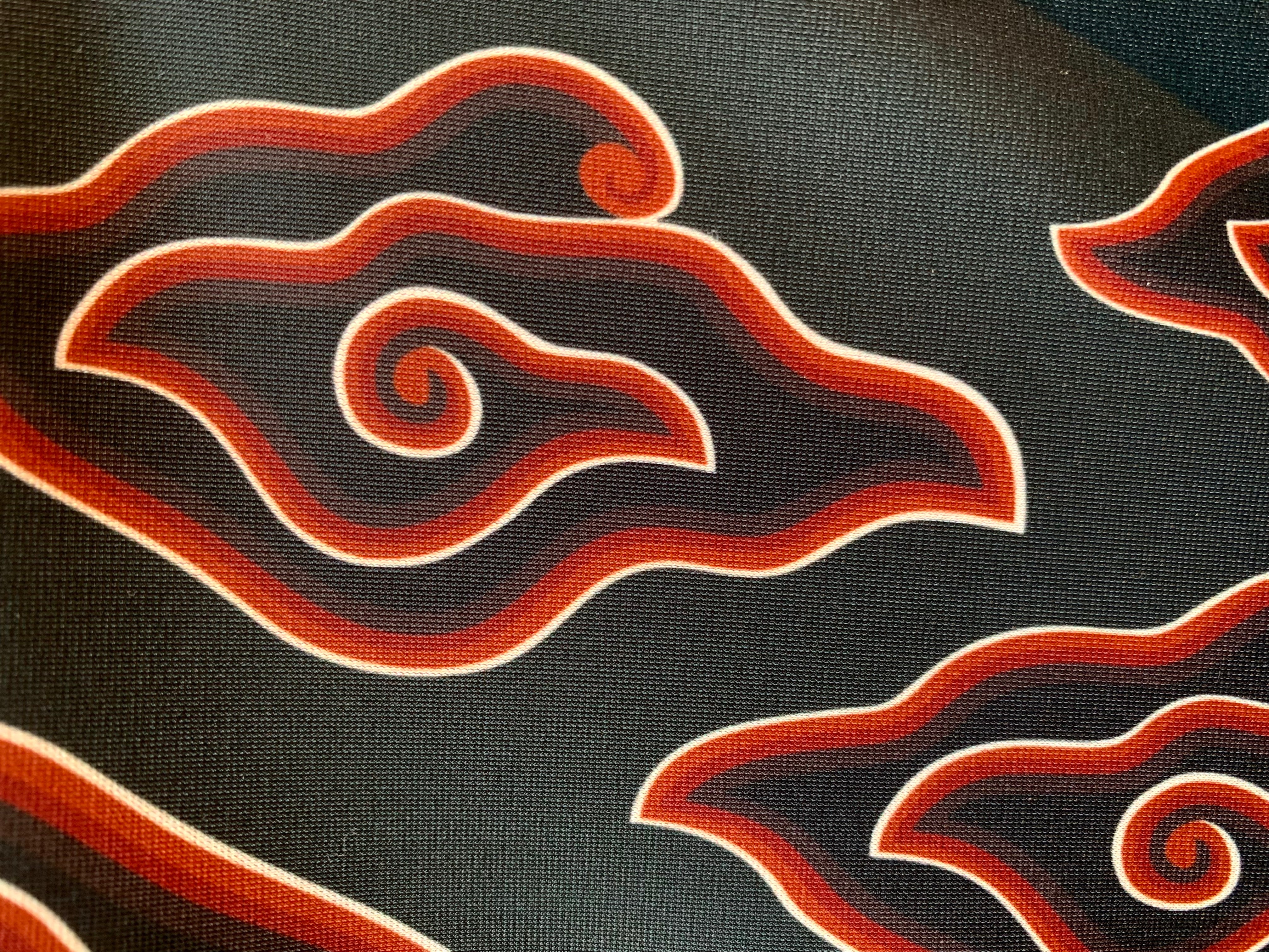 Black Clouds Batik Leggings