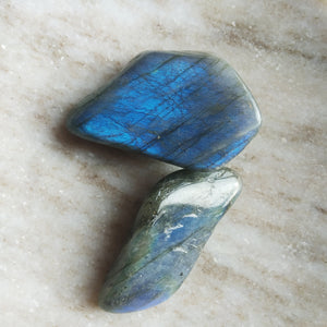 Labradorite (1pce)